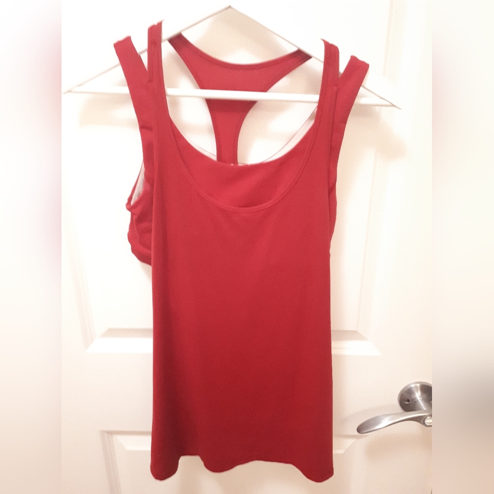 Lululemon tank